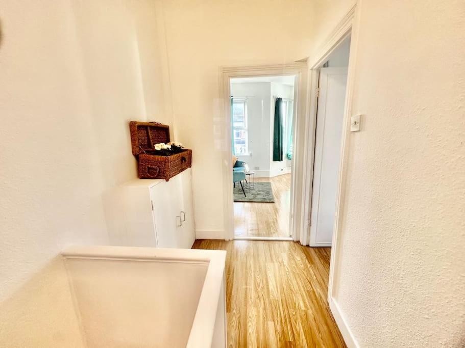 Cosy Two Bedroom Apartment,Se13 Londýn Exteriér fotografie