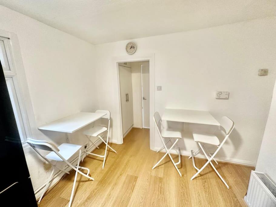 Cosy Two Bedroom Apartment,Se13 Londýn Exteriér fotografie